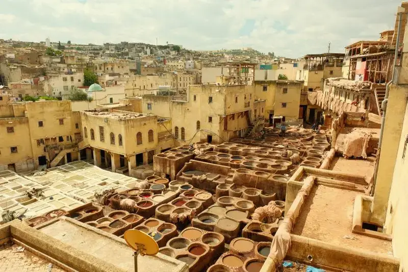 Tour de 8 días desde Fez a Marrakech — Medio Atlas, Sahara, Khamlia y Telouet